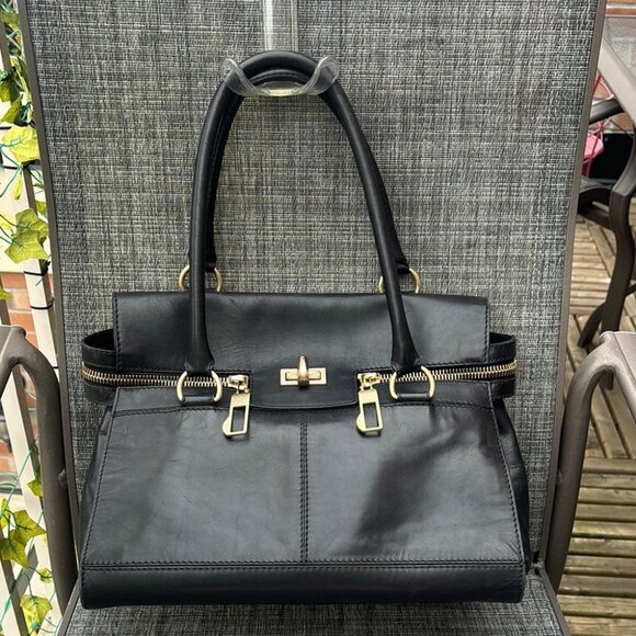 MaxMara Handbags - MaxMara Margaux Leather Classic Handbag